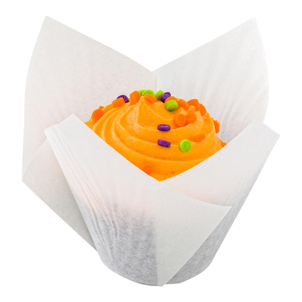restaurantware Panificio 2 oz Tulip Sugar White Paper Baking Cup - Greaseproof - 1 1/2" x 1 1/2" x 2 1/4" - 200 count box