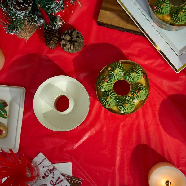 Restaurantware Panificio 22 Oz Paper Baking Ring Mold - Christmas Greaseproof - 4 1/2" X 4 1/2" X 2 3/4" - 900 Count Box