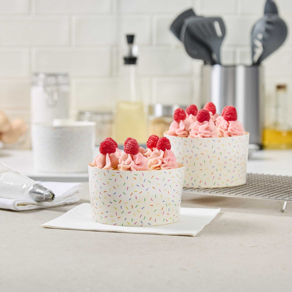 Restaurantware Panificio 22 Oz Paper Baking Ring Mold - Colorful Confetti Greaseproof - 4 1/2" X 4 1/2" X 2 3/4" - 900 Count Box