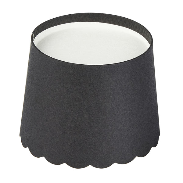 Restaurantware Panificio 3 Oz Round Black Paper Mini Baking Cup - Scalloped - 2 1/2" X 2 1/2" X 1 3/4" - 200 Count Box