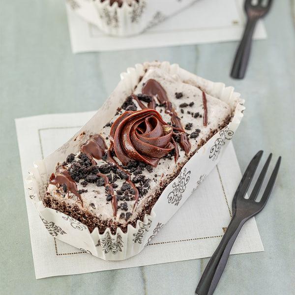 Restaurantware Panificio 5 Oz Elliptical Vintage Floral Paper Large Baking Cup - Ridged - 4 1/2" X 2 1/2" X 1 1/4" - 200 Count Box