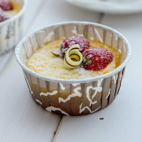 Restaurantware Panificio 5 Oz Round Chocolate Wisp Paper Large Baking Cup - Pleated - 3 3/4" X 3 3/4" X 1 1/2" - 200 Count Box