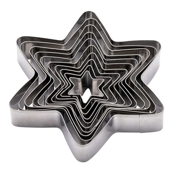 Restaurantware Pastry Tek 10-Piece Metal Star Cookie Cutter Set 1 Count Box