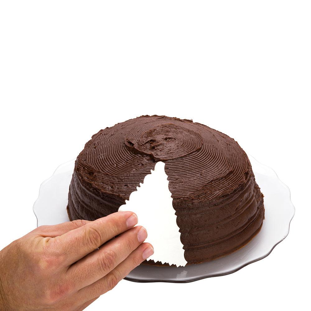 restaurantware Pastry Tek 3-Pattern Metal Cake Scraper and Icing Comb with Pleated Design Edge - 4.3" x 3.8" - 1 count box