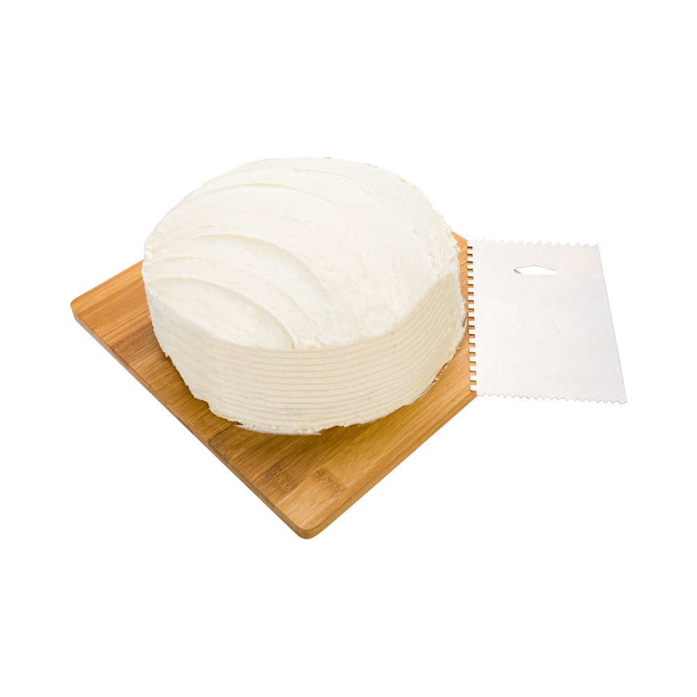 restaurantware Pastry Tek 4-Pattern Metal Cake Scraper and Icing Comb with Combo Straight Edge - 6" x 3.8" - 1 count box