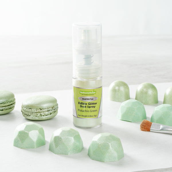 Restaurantware Pastry Tek 5g Pistachio Green Edible Glitter Dust Spray - 1 Count Box