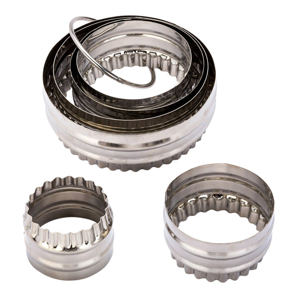 Restaurantware Pastry Tek 6-Piece Double-Sided Metal Fluted Round Cookie Cutter Set 1 Count Box