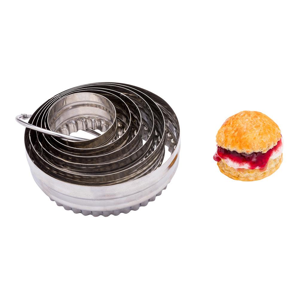 restaurantware Pastry Tek 6-Piece Double-Sided Metal Fluted Round Cookie Cutter Set 1 count box