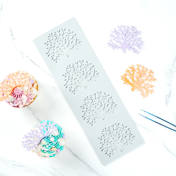 Restaurantware Pastry Tek Gray Silicone Coral Fondant Impression Mat - 1 Count Box