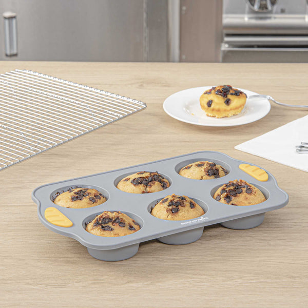 Restaurantware Pastry Tek Gray Silicone Muffin / Cupcake Pan - 6 Compartments Non-Stick With Handles - 11 1/2" X 7" X 1 1/2" - 10 Count Box