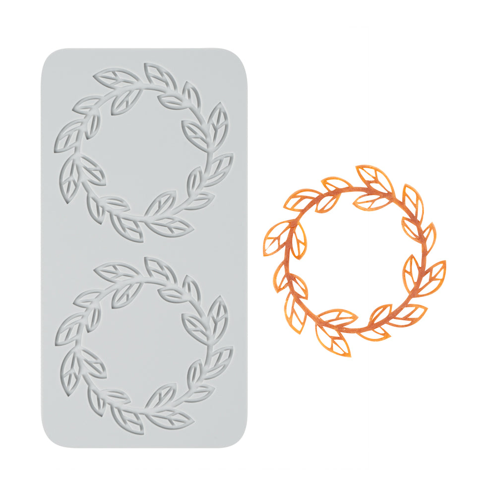 restaurantware Pastry Tek Gray Silicone Spring Leaf Halo Fondant Impression Mat - 1 count box