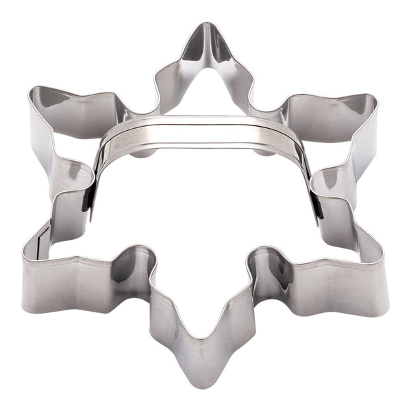 Restaurantware Pastry Tek Metal Poinsettia Snowflake Cookie Cutter With Handle 4.5 Inch 1 Count Box