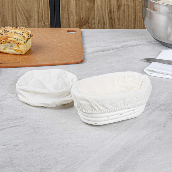 Restaurantware Pastry Tek Rattan Oval Natural Banneton Proofing Basket - With 2 Cotton Liners - 6 3/4" X 4 3/4" X 3 1/4" - 10 Count Box