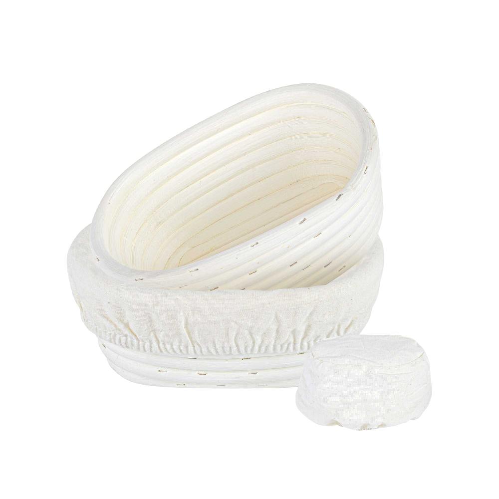 restaurantware Pastry Tek Rattan Oval Natural Banneton Proofing Basket - with 2 Cotton Liners - 6 3/4" x 4 3/4" x 3 1/4" - 10 count box