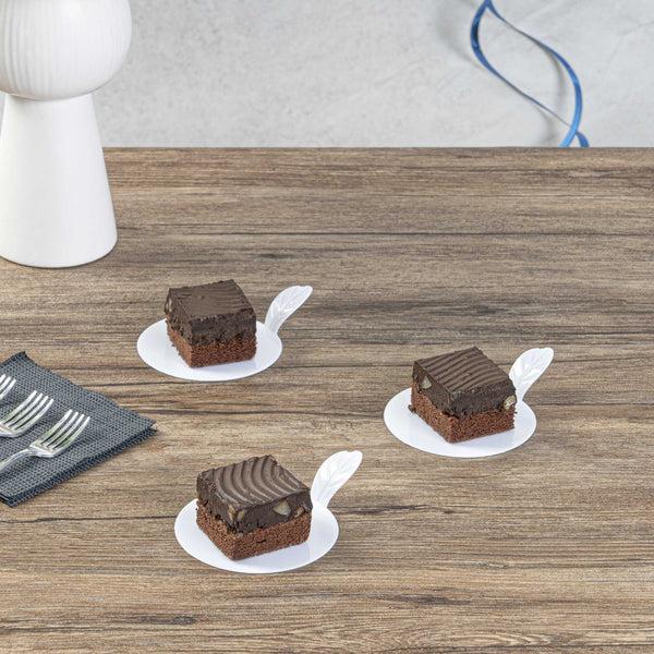 Restaurantware Pastry Tek Round White Plastic Pastry Pallet - 3" X 3" X 1" - 100 Count Box