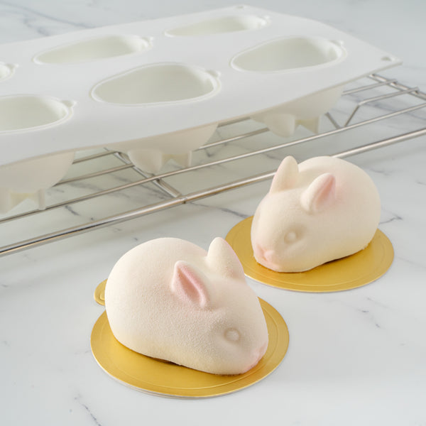 Restaurantware Pastry Tek Silicone Bunny Baking Mold - 6-Compartment - 10 Count Box