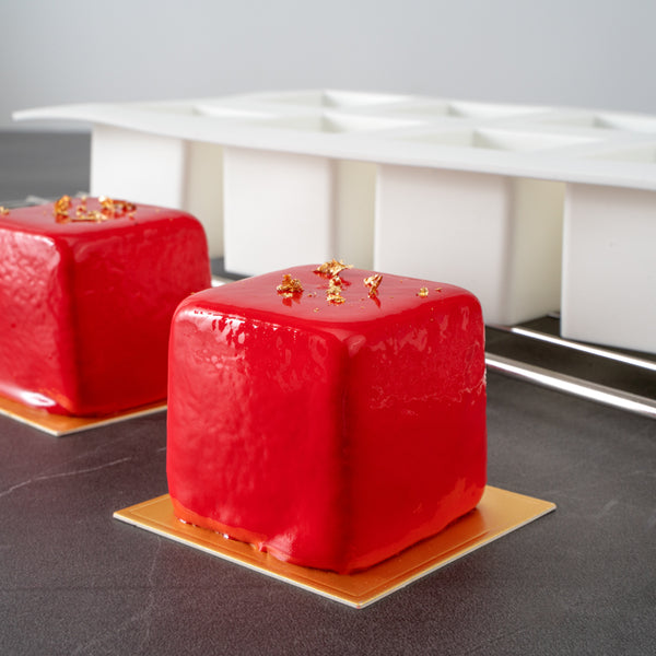 Restaurantware Pastry Tek Silicone Cube Baking Mold - 8-Compartment - 10 Count Box