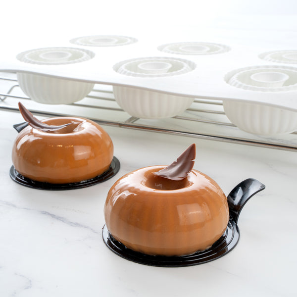 Restaurantware Pastry Tek Silicone Ridged Donut - 6-Compartment - 10 Count Box