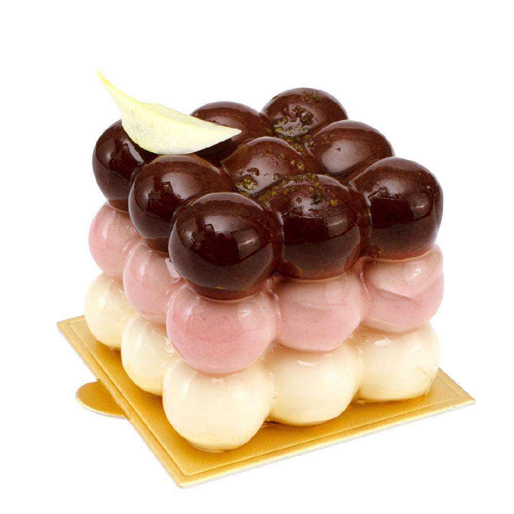 restaurantware Pastry Tek Square Gold Paper SturdyServe Base - 2 3/4" x 2 3/4" - 200 count box