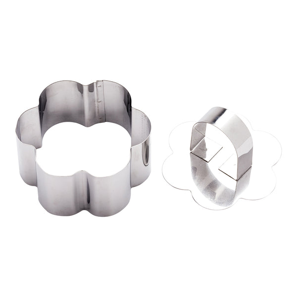 Restaurantware Pastry Tek Stainless Steel Flower Pastry Ring Mold With Press 3.2 X 1.6 Inch 1 Count Box