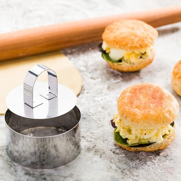 Restaurantware Pastry Tek Stainless Steel Round Pastry Ring Mold With Press 3 X 1.6 Inch 1 Count Box