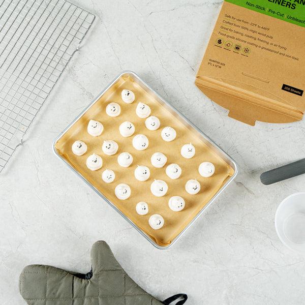 Restaurantware Pastry Tek Unbleached Parchment Paper Quarter Size Sheet Pan Liner - Silicone Coated - 9" X 13" - 1000 Count Box