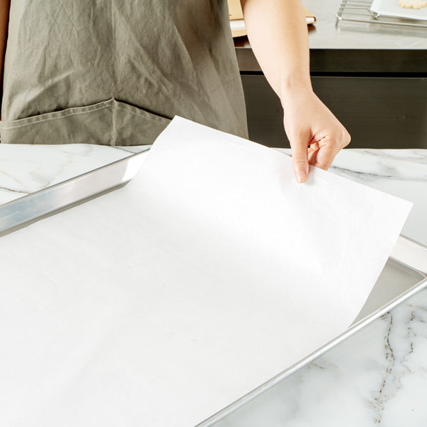Restaurantware Pastry Tek White Parchment Paper Full Size Sheet Pan Liner - Silicone Coated Compostable - 16" X 24" - 1000 Count Box