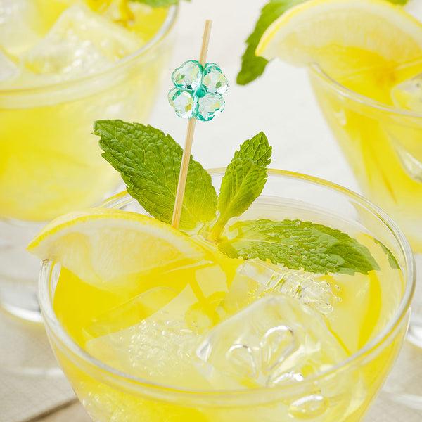 Restaurantware Pixy Assorted Bamboo Acrylic Flower Pick - 4" X 1/2" - 1000 Count Box