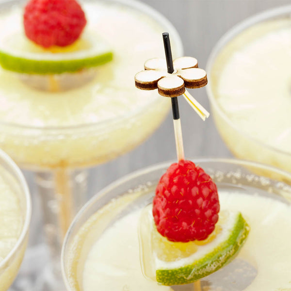 Restaurantware Pixy Bamboo Flower Top Skewer - 6" X 3/4" X 3/4" - 500 Count Box