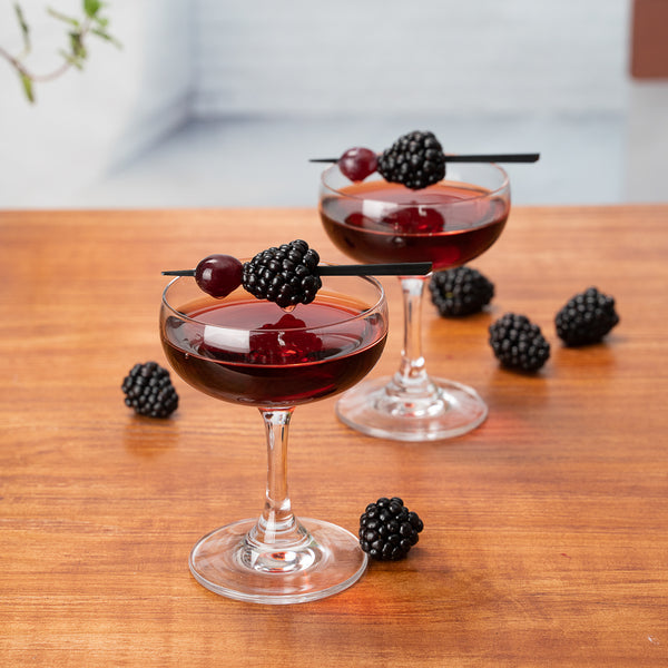 Restaurantware Pixy Black Plastic Prism Pick - 4" - 1000 Count Box