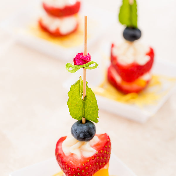 Restaurantware Pixy Pink Bamboo Rose Ribbon Pick - 4" X 3/4" - 1000 Count Box