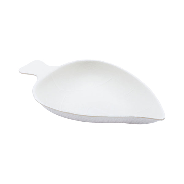 Restaurantware Pulp Tek Leaf White Sugarcane / Bagasse Tasting Dish - 3 3/4" X 2 1/4" - 100 Count Box