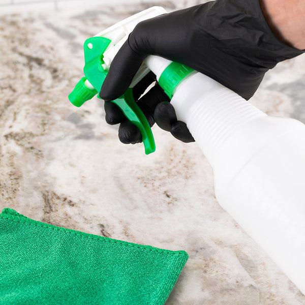 Restaurantware RW Clean 25 Oz Green Plastic Spray Bottle - Adjustable Nozzle - 3 Count Box