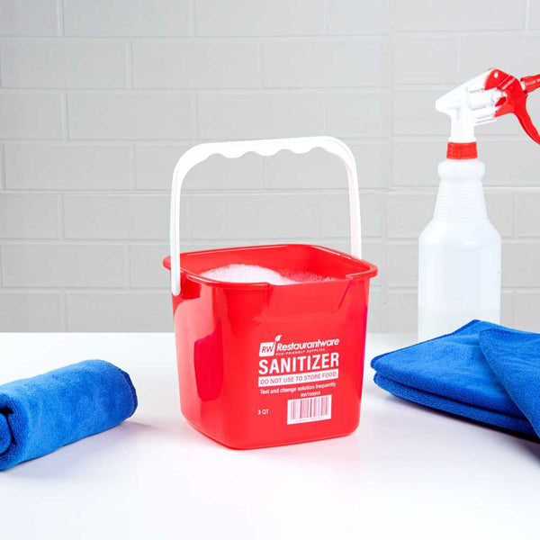 Restaurantware RW Clean 3 Qt Square Red Plastic Sanitizing Bucket - With Plastic Handle - 7" X 6 3/4" X 6" - 6 Count Box