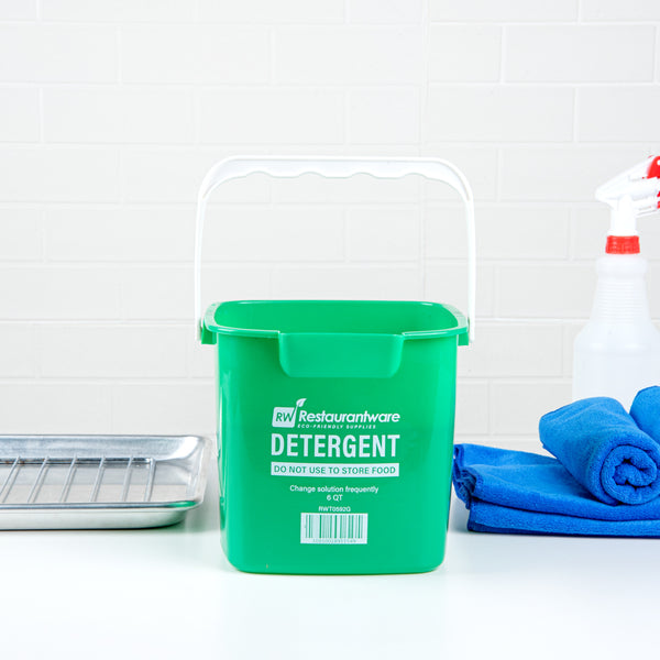 Restaurantware RW Clean 6 Qt Square Green Plastic Cleaning Bucket - With Plastic Handle - 8 1/2" X 8 1/2" X 7 1/4" - 10 Count Box