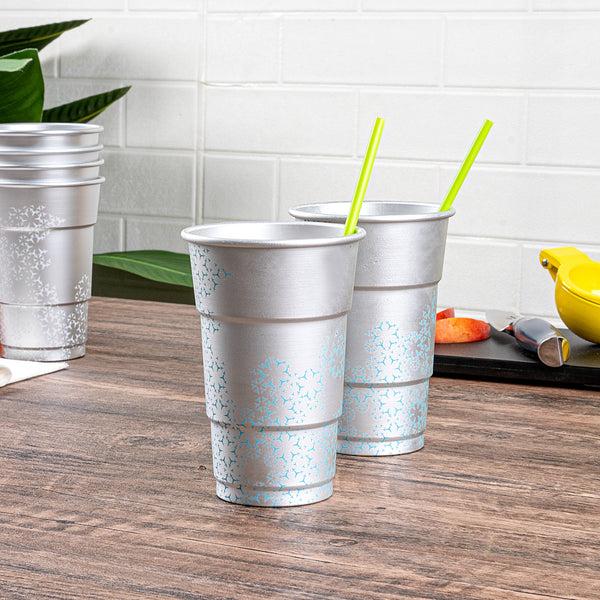 Restaurantware Saving Nature 20 Oz Aluminum Color Changing Drinking Cup - 3 1/2'' X 3 1/2'' X 5 1/2'' - 48 Count Box