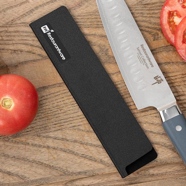 Restaurantware Sensei Black Plastic Knife Blade Cover / Guard - 8 1/2" X 2" - 1 Count Box