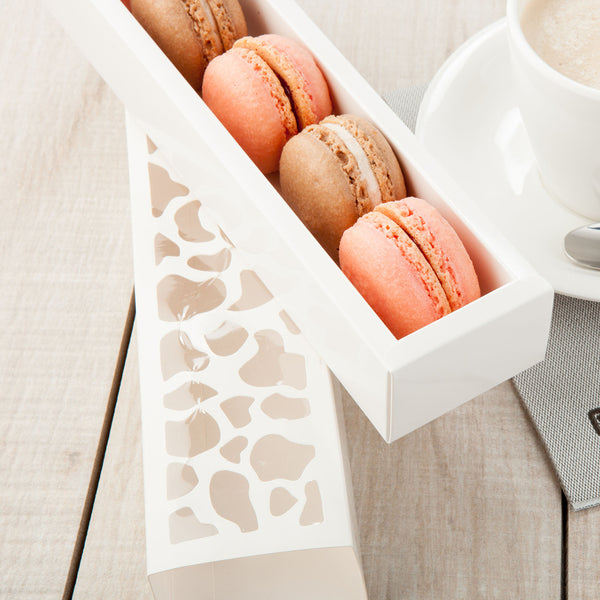 Restaurantware Sentiero Rectangle White Paper Macaron Box - Holds 5 Macarons - 10" X 2 1/4" X 1 1/2" - 100 Count Box