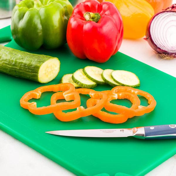 Restaurantware Sure Grip Green Plastic Cutting Board - Non-Slip Measurement Markers Carrying Handle - 12" X 18" - 1 Count Box