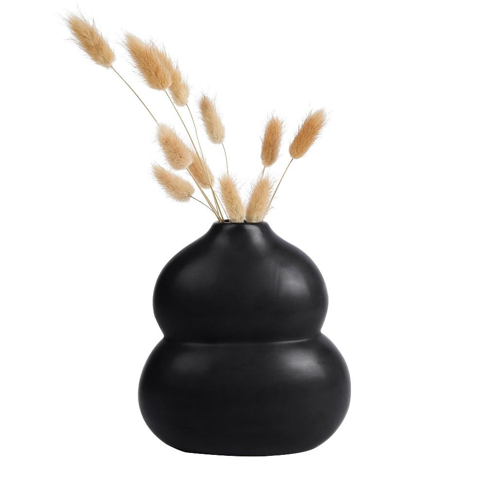 restaurantware Table Art Black Ceramic Gourd Vase - 6 1/2'' x 4'' x 7'' - 1 count box