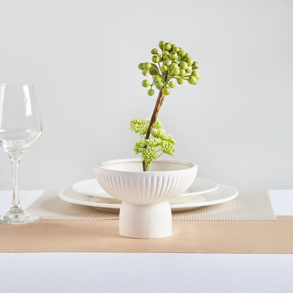 Restaurantware Table Art White Ceramic Pedestal Vase - 6'' X 6'' X 4'' - 1 Count Box