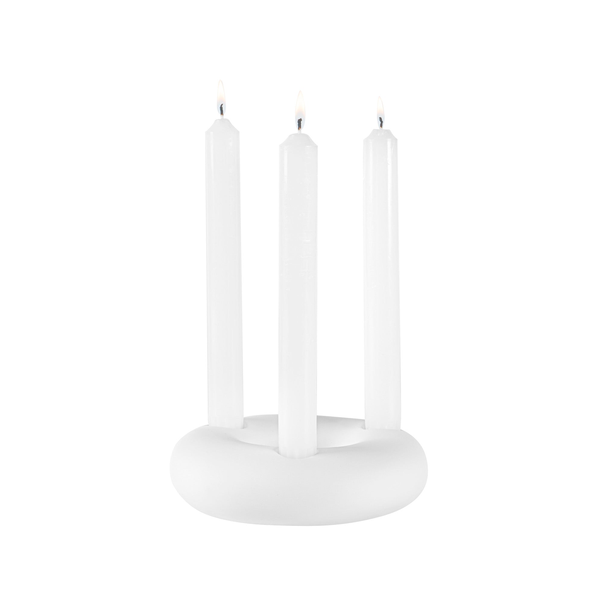 restaurantware Table Art White Ceramic Ring Vase - 6'' x 6'' x 1 3/4'' - 1 count box