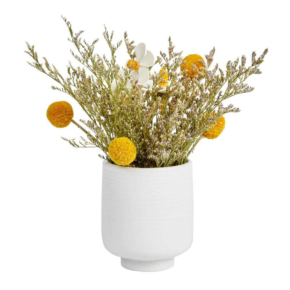 restaurantware Table Art White Ceramic Tea Cup Vase - 3'' x 3'' x 3 1/2'' - 1 count box