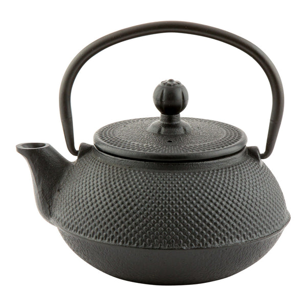 Restaurantware Tetsubin 20 Oz Round Black Cast Iron Teapot - 6 1/4" X 5 1/2" X 5 3/4" - 1 Count Box