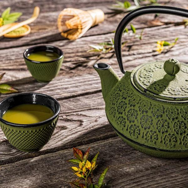Restaurantware Tetsubin 30 Oz Green Cast Iron Teapot - Cherry Blossom - 7 1/2" X 6 1/2" X 4 1/2" - 1 Count Box