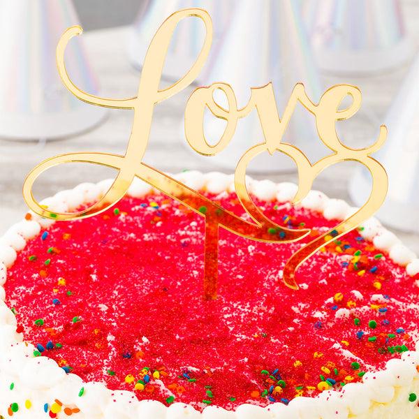 Restaurantware Top Cake Gold Acrylic Love Cake Topper - Mirrored Heart - 5 3/4" X 5 1/4" - 1 Count Box