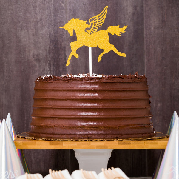 Restaurantware Top Cake Gold Paper Unicorn Cake Topper - Glitter - 6" X 4 1/4" - 100 Count Box