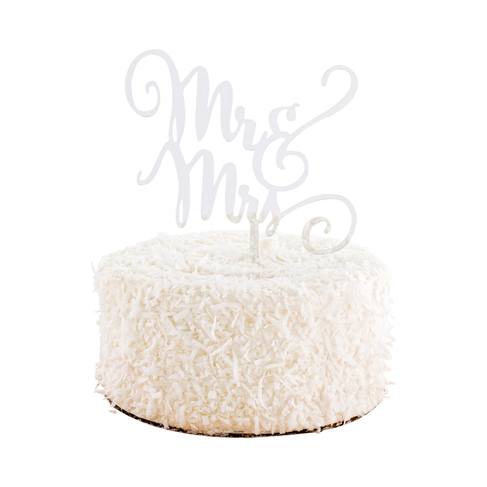 restaurantware Top Cake Mirrored Silver Acrylic Mr and Mrs Cake Topper - 7" x 5 1/2" - 1 count box