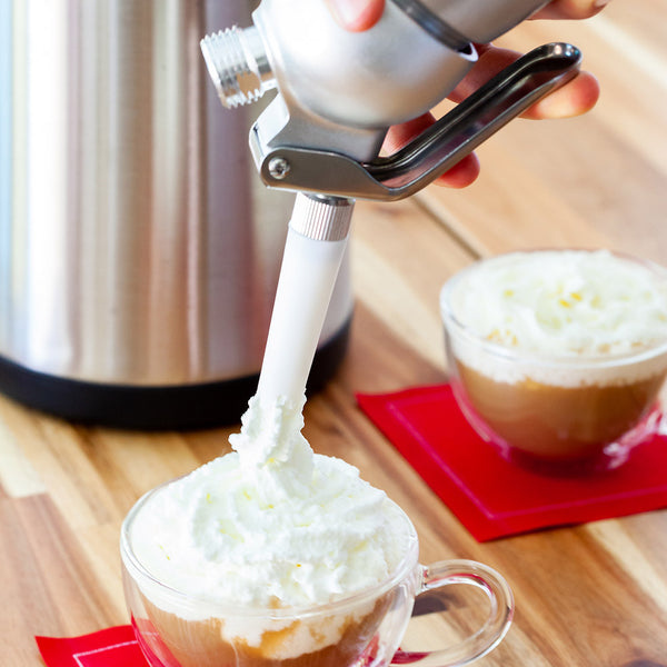 Restaurantware Whip Tek 1L Aluminum Whipped Cream Dispenser - With 3 Plastic Decorator Tips - 1 Count Box