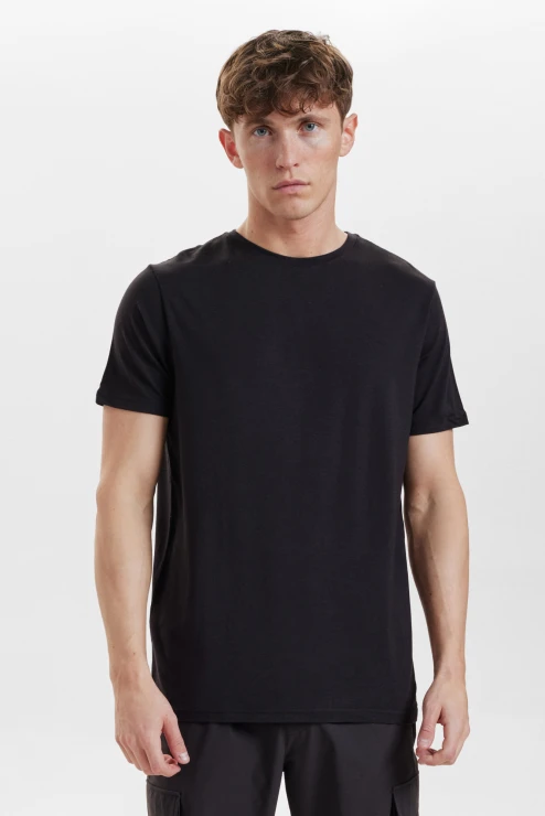 Resteröds R-neck Tee Bamboo | Black